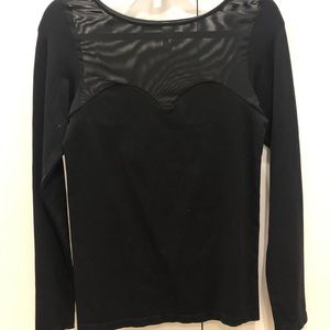 Beautiful top, mesh detail on the chest and back